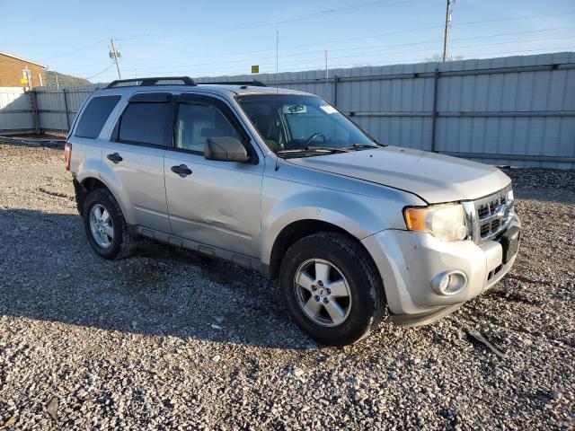 1FMCU93G89KC20420 - 2009 FORD ESCAPE XLT SILVER photo 4