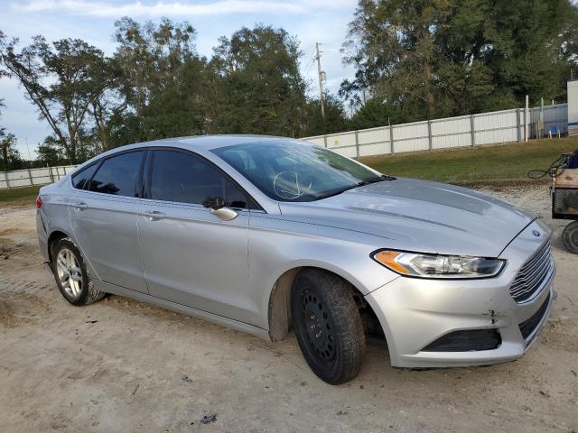 3FA6P0H79FR289028 - 2015 FORD FUSION SE SILVER photo 4