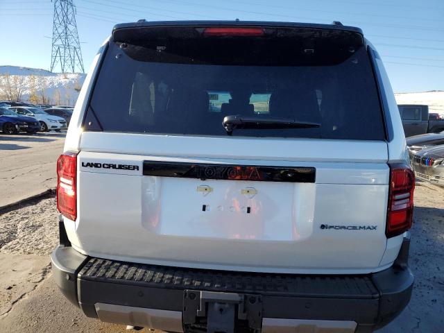 JTEABFAJ5R5002699 - 2024 TOYOTA LAND CRUIS BASE Beyaz fotoğraf 6