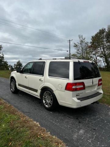 5LMFU28597LJ24120 - 2007 LINCOLN NAVIGATOR WHITE photo 3