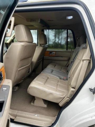 5LMFU28597LJ24120 - 2007 LINCOLN NAVIGATOR 白色 照片 6