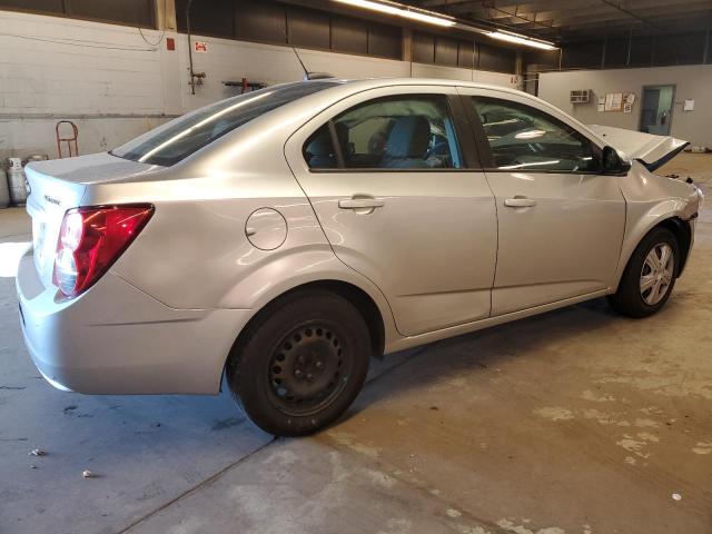 1G1JA5SH0F4160729 - 2015 CHEVROLET SONIC LS 银色 照片 3