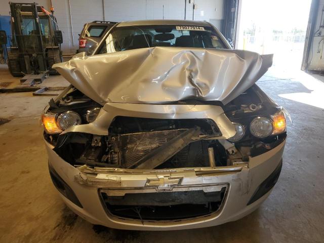 1G1JA5SH0F4160729 - 2015 CHEVROLET SONIC LS 银色 照片 5