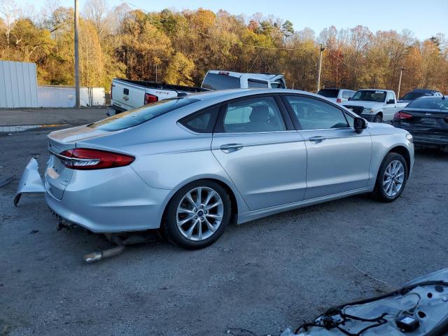 3FA6P0HD9HR269905 - 2017 FORD FUSION SE SILVER photo 3