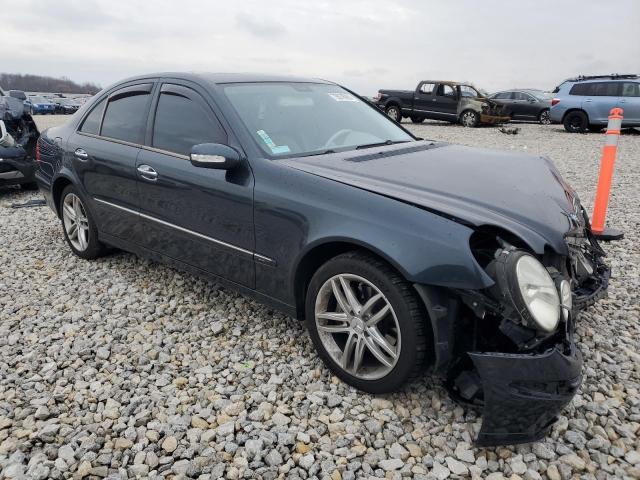 WDBUF70J33A206055 - 2003 MERCEDES-BENZ E 500 BLUE photo 4