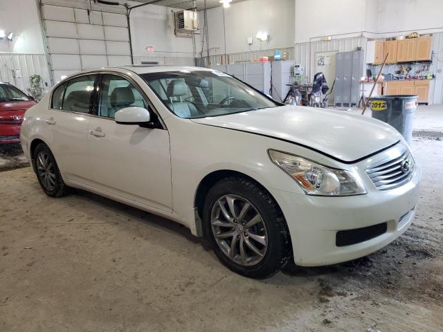 JNKBV61F08M264550 - 2008 INFINITI G35 WHITE photo 4