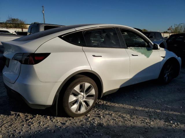 7SAYGDEE1PA114367 - 2023 TESLA MODEL Y WHITE photo 3