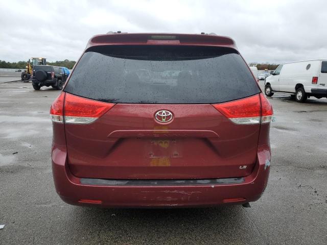 5TDKK3DC2DS301901 - 2013 TOYOTA SIENNA LE RED photo 6