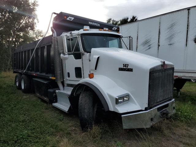 3BKDLP0X2GF114811 - 2016 KENWORTH CONSTRUCTI T800 WHITE photo 1