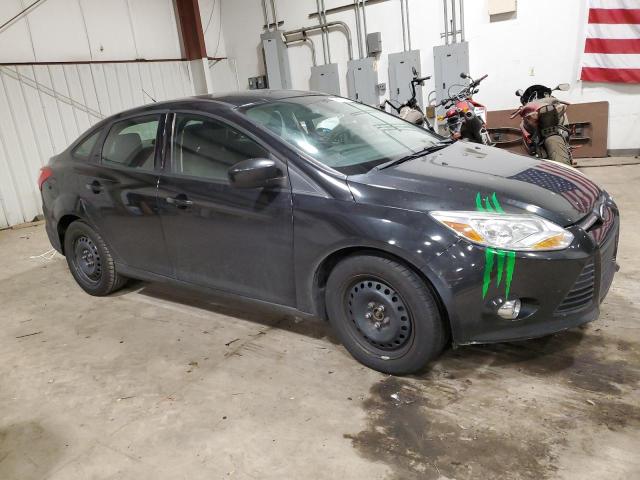 1FAHP3F2XCL148643 - 2012 FORD FOCUS SE BLACK photo 4