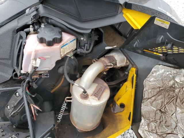 2BPSMXBAXBV000258 - 2011 SKI DOO RENEGADE GOLD photo 7