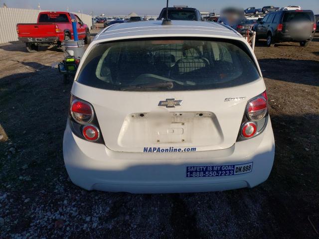 1G1JA6SHXG4105910 - 2016 CHEVROLET SONIC LS WHITE photo 6