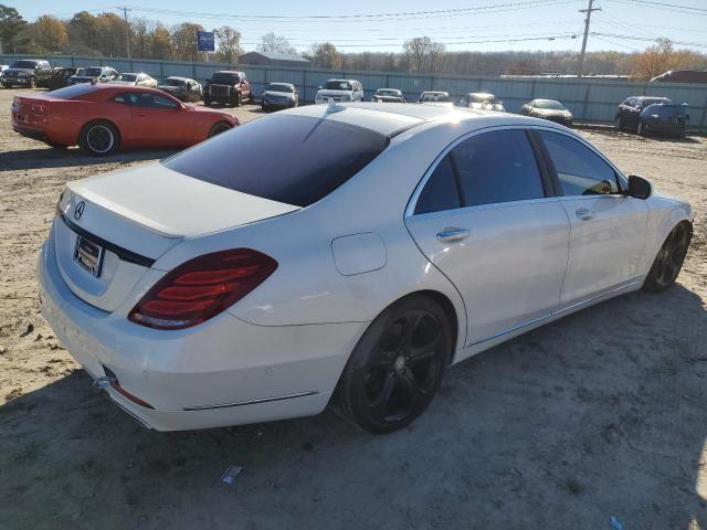 WDDUG8CB3FA069766 - 2015 MERCEDES-BENZ S 550 WHITE photo 3