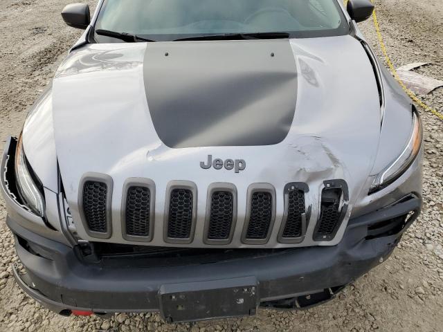 1C4PJMBS3HD213563 - 2017 JEEP CHEROKEE TRAILHAWK SILVER photo 11