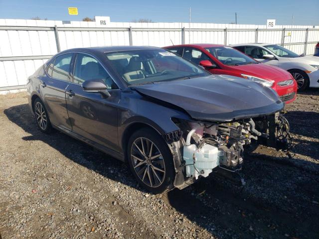 4T1F31AK0NU578442 - 2022 TOYOTA CAMRY XLE GRAY photo 4