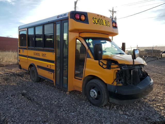 1GB3GRBG9J1286535 - 2018 CHEVROLET EXPRESS G3 YELLOW photo 4