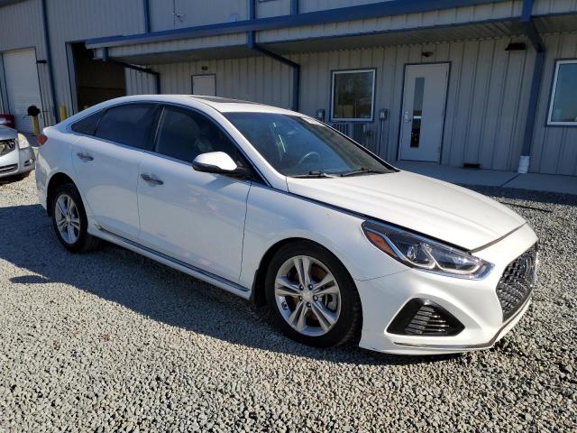 5NPE34AF6KH819673 - 2019 HYUNDAI SONATA LIMITED WHITE photo 4