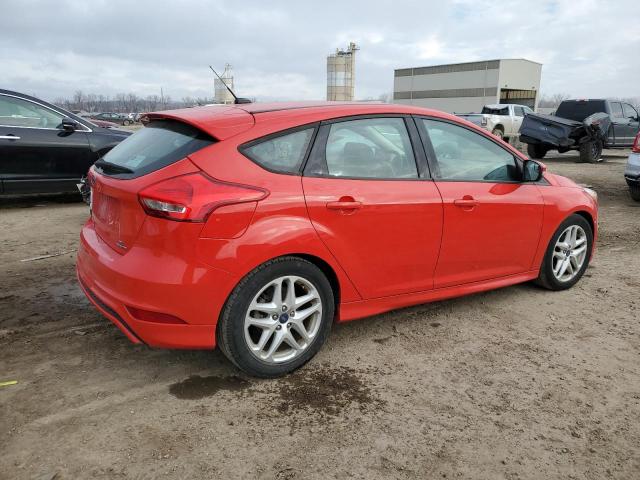 1FADP3K20GL387371 - 2016 FORD FOCUS SE RED photo 3