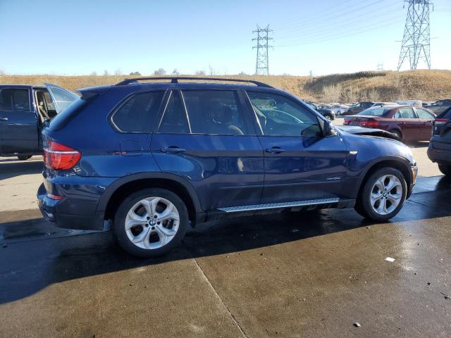 5UXZW0C59BL369713 - 2011 BMW X5 XDRIVE35D BLUE photo 3