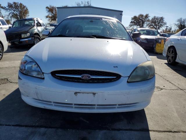 1FAFP55U32G236690 - 2002 FORD TAURUS SES WHITE photo 5