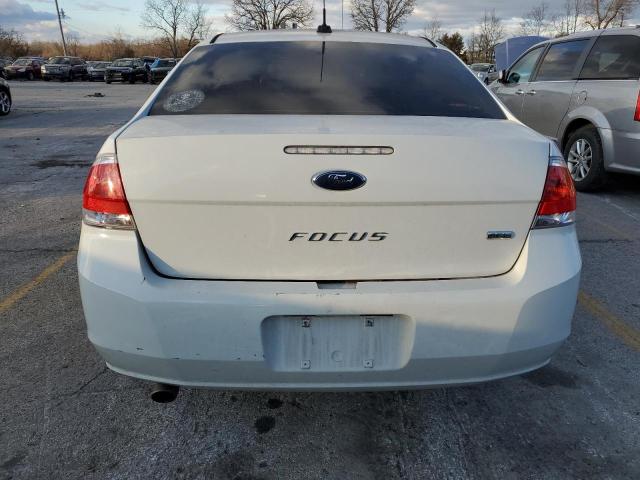 1FAHP3HN3BW191015 - 2011 FORD FOCUS SEL WHITE photo 6