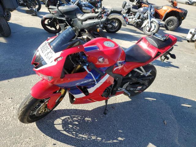 JH2PC40J3NK800185 - 2022 HONDA CBR600 RA RED photo 2