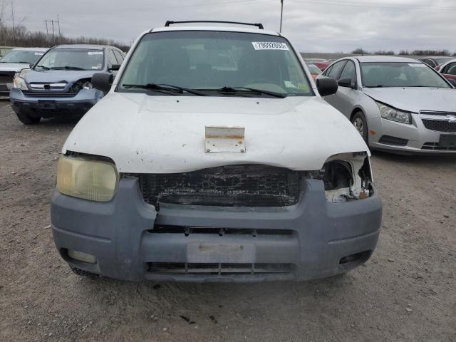 1FMYU93174KB61242 - 2004 FORD ESCAPE XLT WHITE photo 5