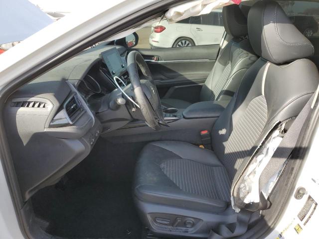 4T1G31AK7PU609452 - 2023 TOYOTA CAMRY SE NIGHT SHADE WHITE photo 7