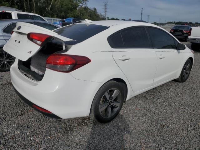 3KPFL4A72JE237070 - 2018 KIA FORTE LX WHITE photo 3