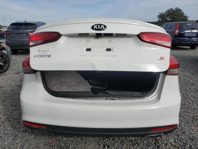 3KPFL4A72JE237070 - 2018 KIA FORTE LX WHITE photo 6