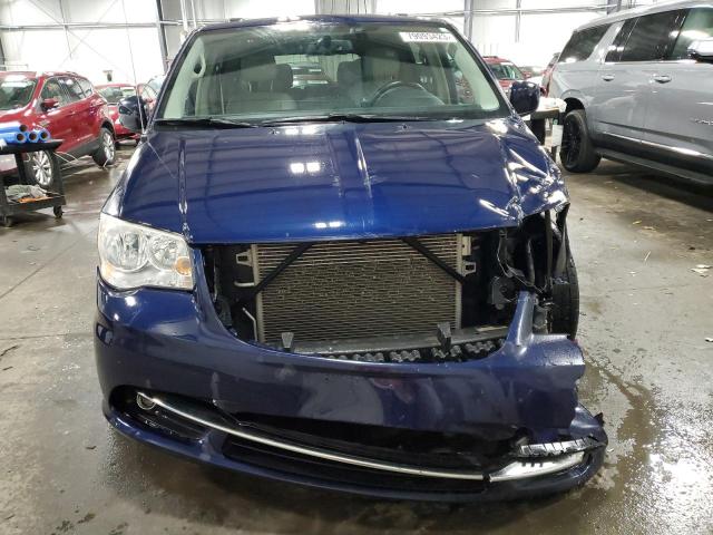 2C4RC1BG9DR560223 - 2013 CHRYSLER TOWN & COU TOURING BLUE photo 5