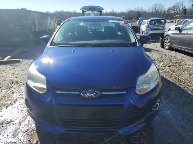 1FAHP3F26CL460653 - 2012 FORD FOCUS SE BLUE photo 5