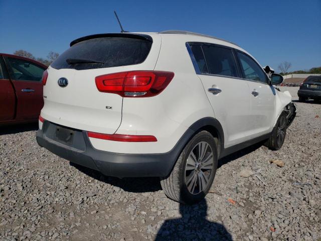 KNDPC3AC0G7814568 - 2016 KIA SPORTAGE EX WHITE photo 3