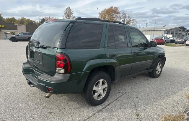 1GNDT13S352371782 - 2005 CHEVROLET TRAILBLAZE LS GREEN photo 4