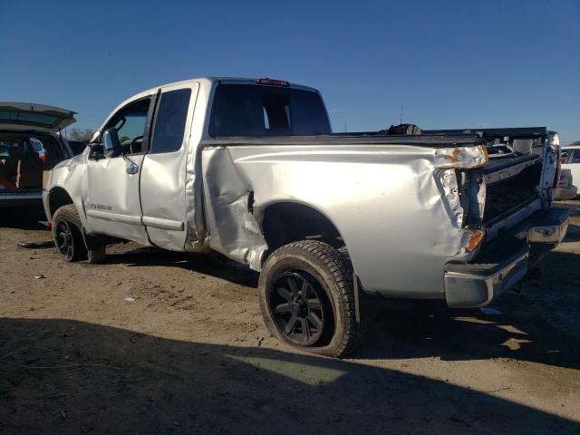 1N6AA06B85N525647 - 2005 NISSAN TITAN XE SILVER photo 2