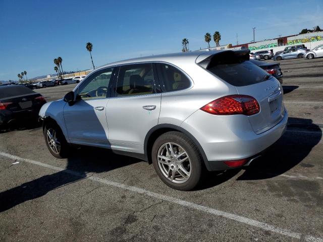 WP1AB2A20DLA83006 - 2013 PORSCHE CAYENNE S SILVER photo 2