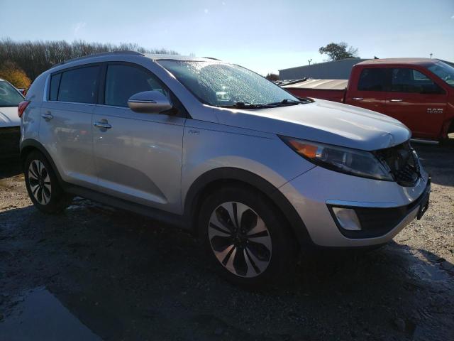 KNDPCCA66B7115643 - 2011 KIA SPORTAGE EX SILVER photo 4