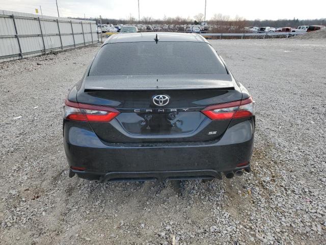 4T1G11AK4MU465862 - 2021 TOYOTA CAMRY SE BLACK photo 6