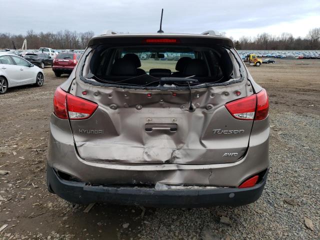 KM8JUCAC8DU715556 - 2013 HYUNDAI TUCSON GLS BROWN photo 6