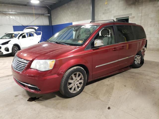 2A4RR8DG4BR615527 - 2011 CHRYSLER TOWN & COU TOURING L MAROON photo 1