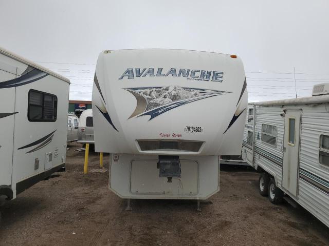 4YDF33022BE760034 - 2011 KEYSTONE TRAILER WHITE photo 9