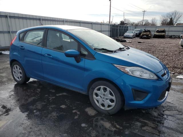 3FADP4EJ0CM132057 - 2012 FORD FIESTA SE BLUE photo 4