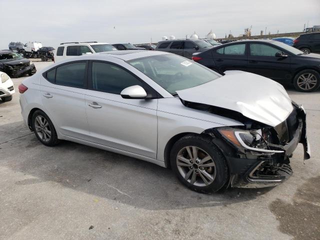 KMHD84LF6HU337953 - 2017 HYUNDAI ELANTRA SE SILVER photo 4