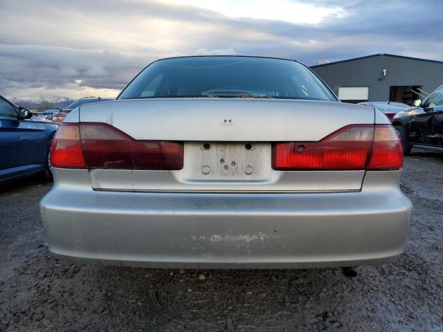 1HGCG5655WA014361 - 1998 HONDA ACCORD EX SILVER photo 6