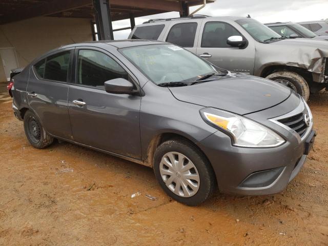 3N1CN7AP7HL839776 - 2017 NISSAN VERSA S GRAY photo 4