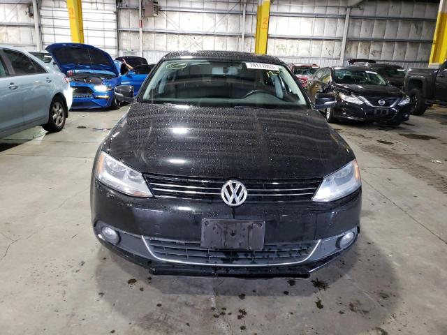 3VWLL7AJ8EM445785 - 2014 VOLKSWAGEN JETTA TDI BLACK photo 5