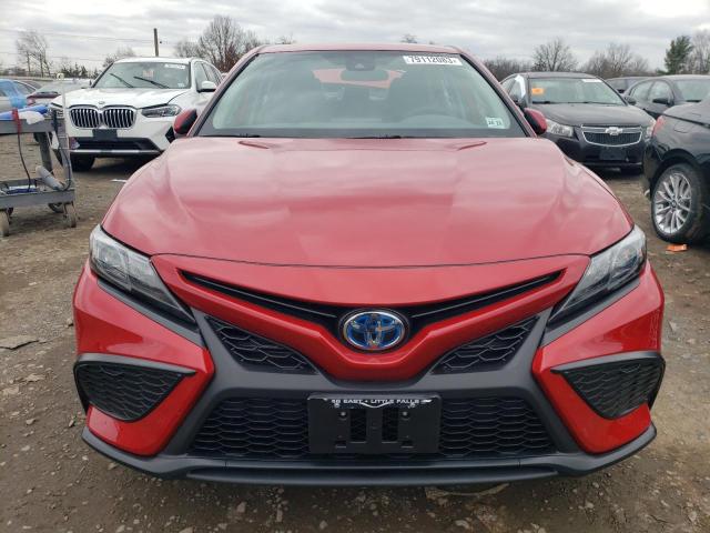 4T1G31AK2RU065509 - 2024 TOYOTA CAMRY SE NIGHT SHADE RED photo 5