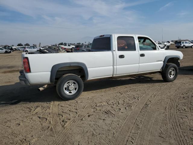 1GCHC23U04F177459 - 2004 CHEVROLET SILVERADO C2500 HEAVY DUTY WHITE photo 3