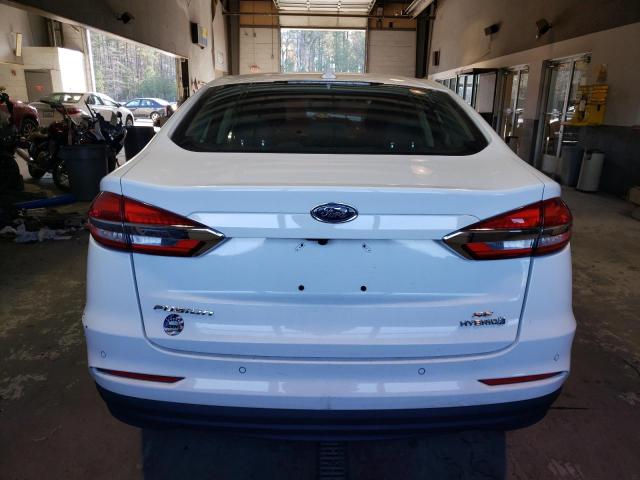 3FA6P0LU3KR143604 - 2019 FORD FUSION SE WHITE photo 6