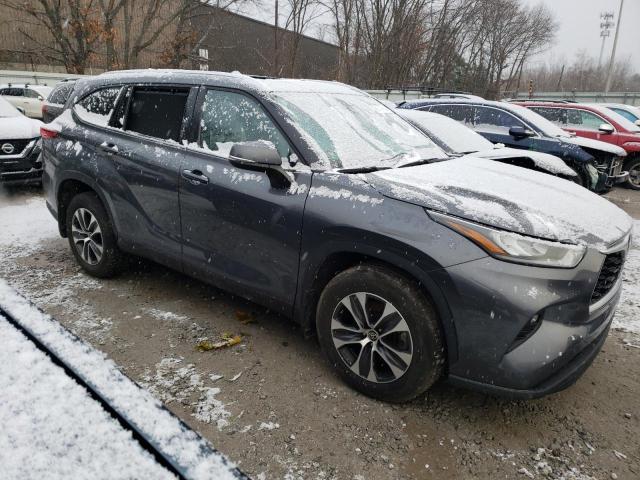 5TDGZRBH8LS006254 - 2020 TOYOTA HIGHLANDER XLE GRAY photo 4